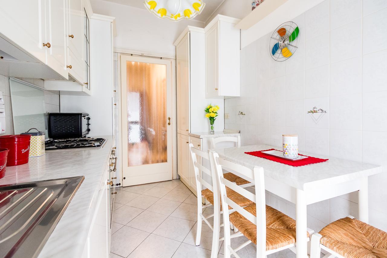 Alessia'S Flat- Darsena Porta Genova M2 Apartment Милано Екстериор снимка