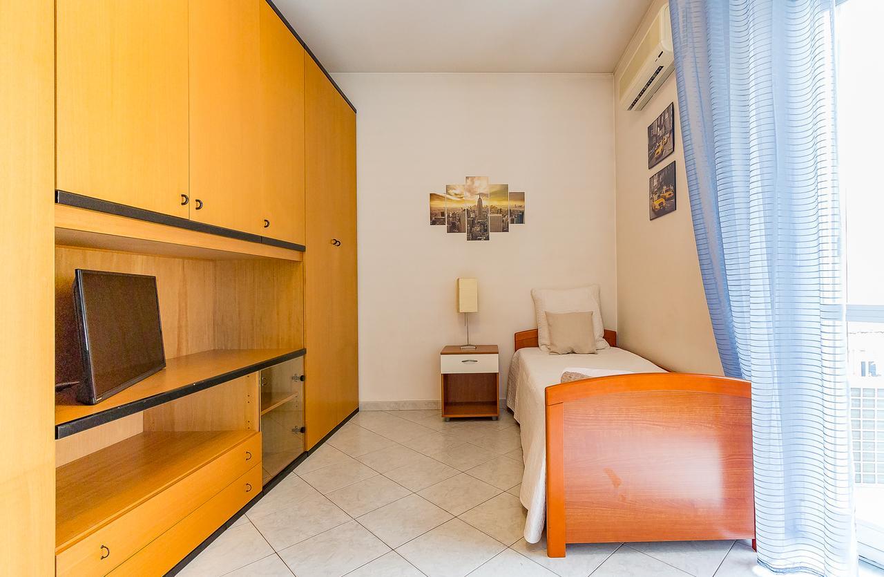 Alessia'S Flat- Darsena Porta Genova M2 Apartment Милано Екстериор снимка