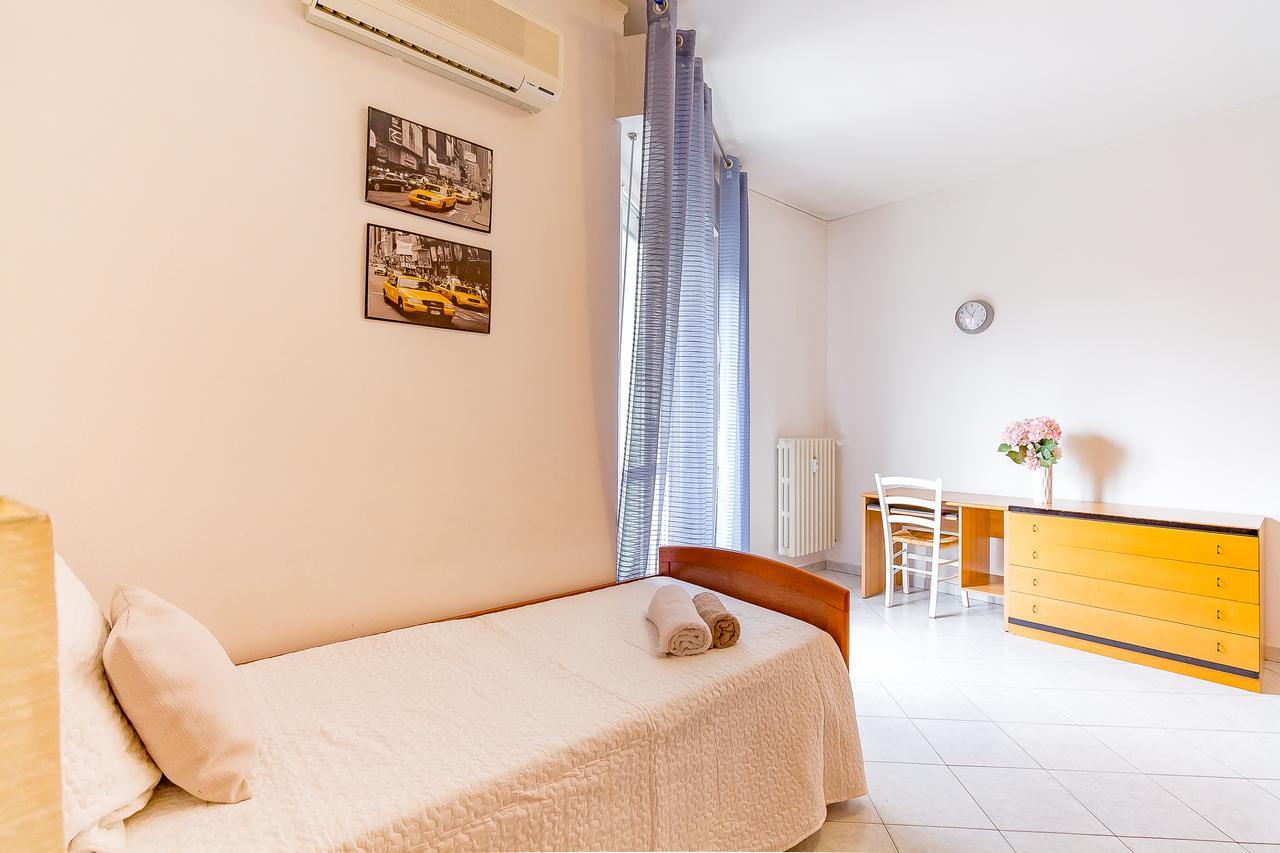 Alessia'S Flat- Darsena Porta Genova M2 Apartment Милано Екстериор снимка